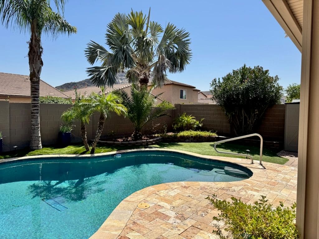 Gallery photos for Backyard Oasis with Customized Pool and Lush Landscape: Image #1